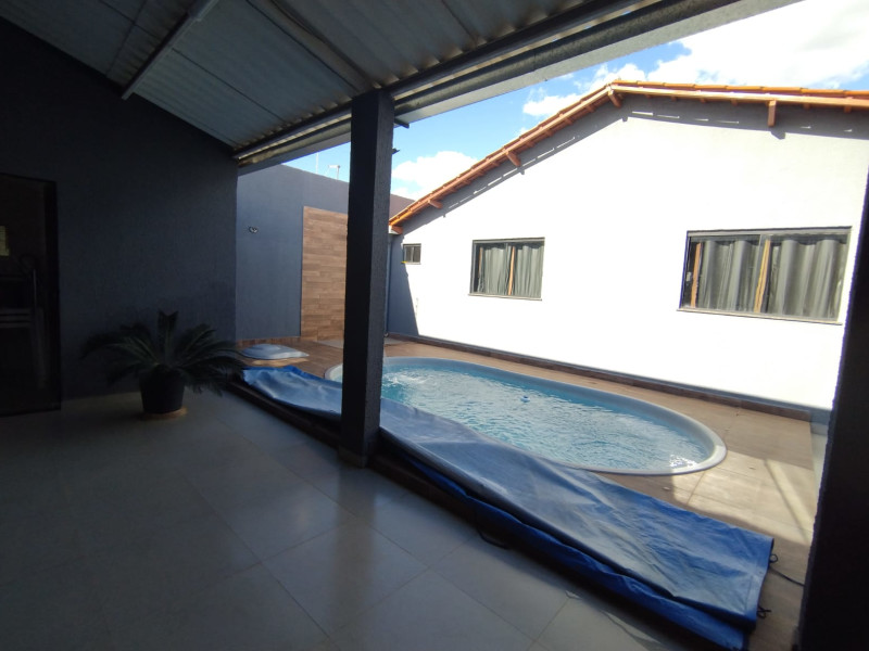Casa à venda Chácaras Quedas do Descoberto II com 137m² e 3 quartos por R$ 450.000 - whatsapp-image-2024-11-02-at-133904.jpeg