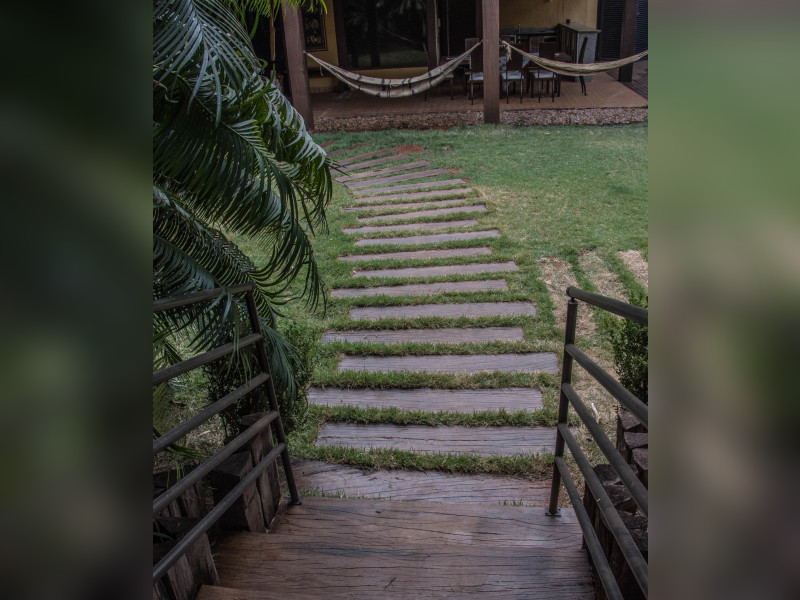 Comercial para alugar Setor Jao com 200m² e 0 quartos por R$ 2.500 - acesso-inferior.jpg
