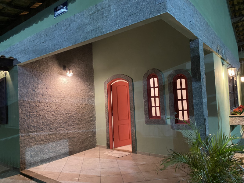 Casa à venda Trindade com 110m² e 3 quartos por R$ 420.000 - img-1428.jpeg