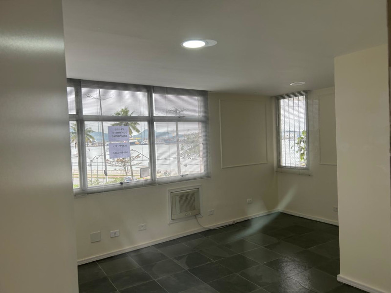 Comercial à venda Ponta da Praia com 57m² e 0 quartos por R$ 480.000 - 9581b62e-1b84-481f-ba10-b7a4ea64de40.jpeg