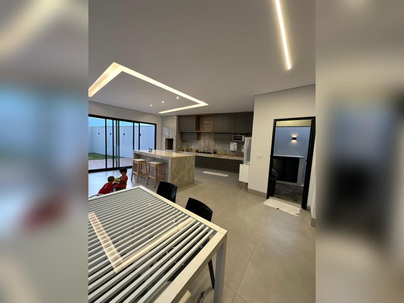 Casa de condomínio à venda Grand Ville com 215m² e 4 quartos por R$ 1.750.000 - 7be0543b-36c0-4200-9ca2-2d97f0609e20.jpeg