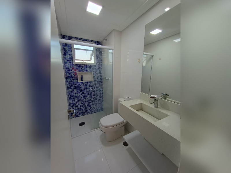 Apartamento à venda Vila Carrão com 155m² e 3 quartos por R$ 1.950.000 - suite3-wc1.jpg