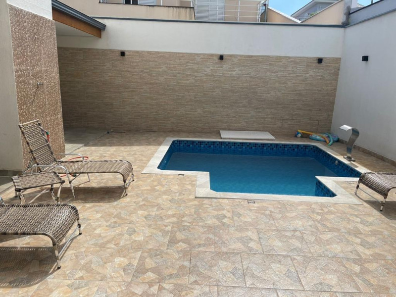 Casa à venda Jardim Novo Horizonte com 330m² e 3 quartos por R$ 1.600.000 - 6cb1bb27-e284-4d3e-a27d-ad11b45ac999.jpeg