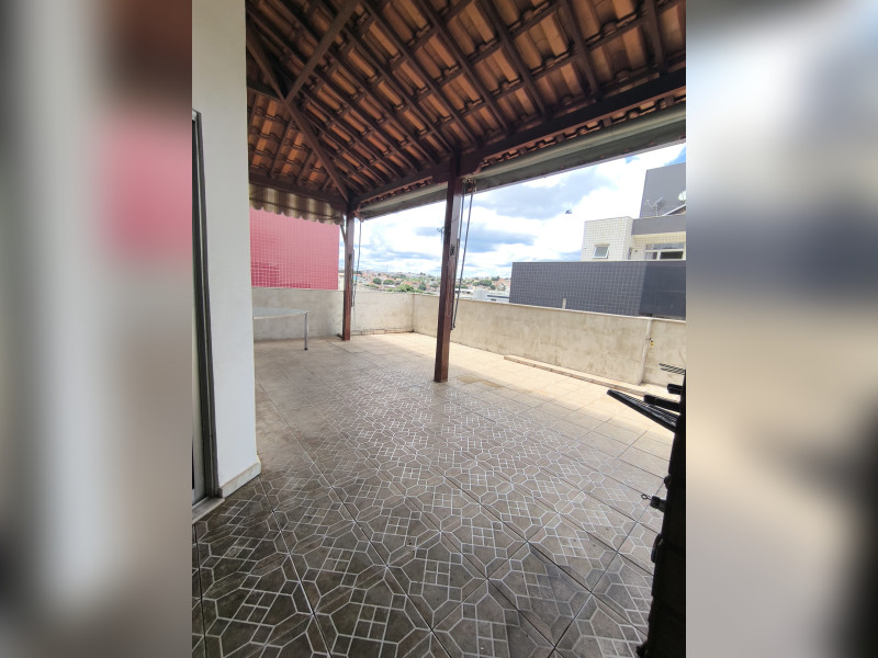 Cobertura à venda Dona Clara com 200m² e 4 quartos por R$ 850.000 - img-20241107-113236.jpg