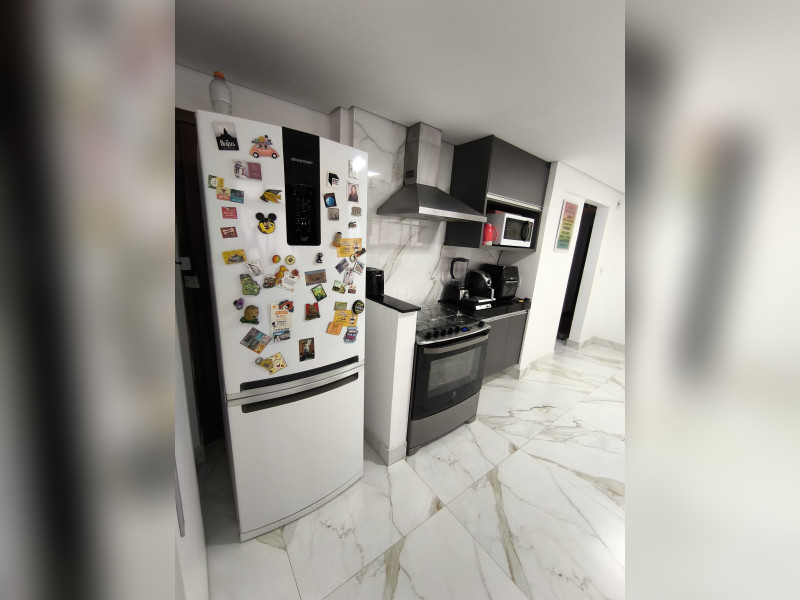 Cobertura à venda Dona Clara com 200m² e 4 quartos por R$ 850.000 - img-20241107-172107.jpg