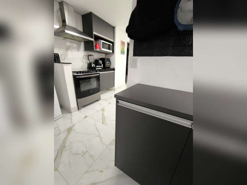 Cobertura à venda Dona Clara com 200m² e 4 quartos por R$ 850.000 - img-20241107-172253.jpg