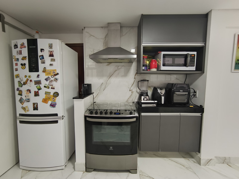 Cobertura à venda Dona Clara com 200m² e 4 quartos por R$ 850.000 - img-20241107-172522.jpg