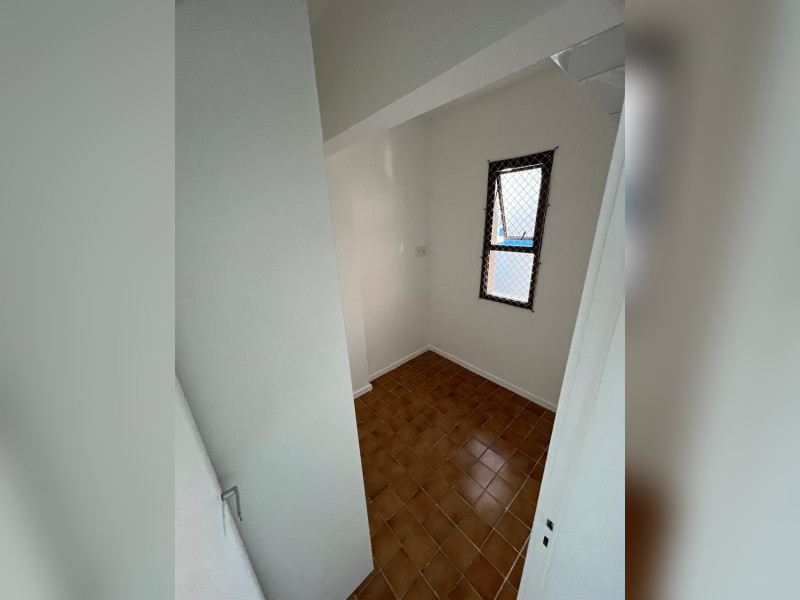 Apartamento à venda Itaigara com 191m² e 4 quartos por R$ 1.150.000 - brnq4745.JPG