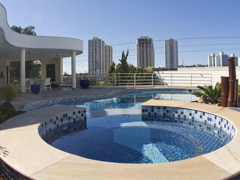 Casa de condomínio à venda Jardim das Colinas com 1200m² e 6 quartos por R$ 14.500.000 - 4pscina01.jpg