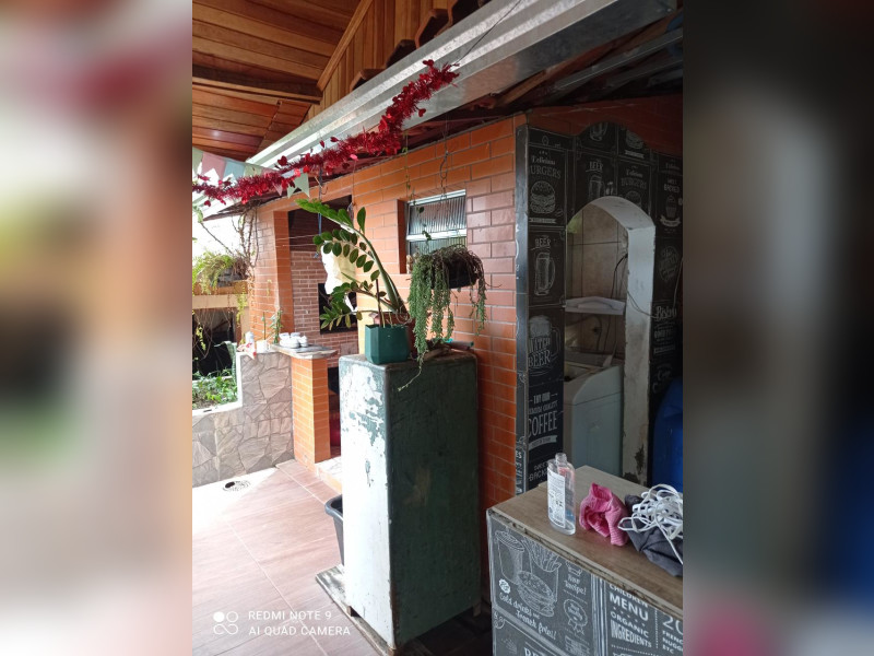 Casa à venda Mossunguê com 220m² e 4 quartos por R$ 1.400.000 - imagem-do-whatsapp-de-2024-11-25-as-135329-6aa7e9d1.jpg