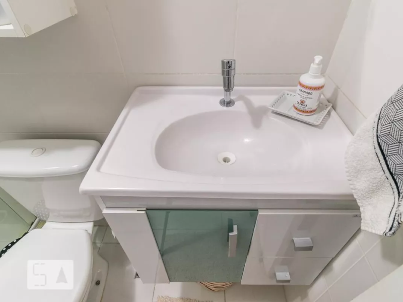 Apartamento à venda Vicente de Carvalho com 47m² e 2 quartos por R$ 230.000 - banheiro1.png