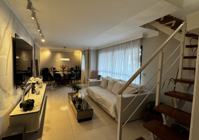 imóvel com 194m²