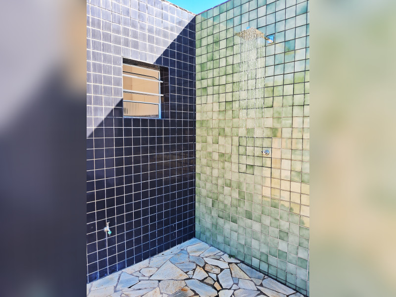 Chácara à venda centro com 1200m² e 3 quartos por R$ 800.000 - 028-ducha-piscina.jpg