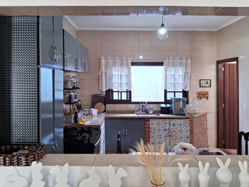 Chácara à venda centro com 1200m² e 3 quartos por R$ 800.000 - 031-cozinha.jpg