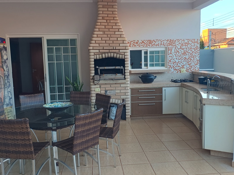 Casa à venda City Ribeirão com 250m² e 3 quartos por R$ 1.170.000 - img-20241211-180907889-hdr.jpg