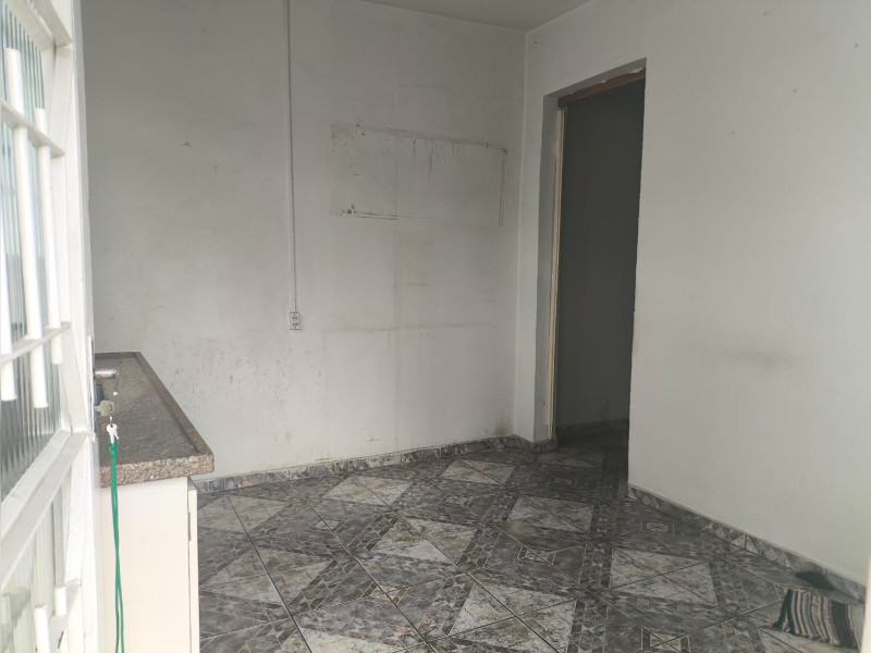 Casa à venda Jardim Russo com 160m² e 6 quartos por R$ 450.000 - casa-16.jpg