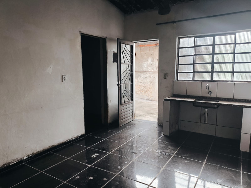 Casa à venda Jardim Russo com 160m² e 6 quartos por R$ 450.000 - casa-23.jpg