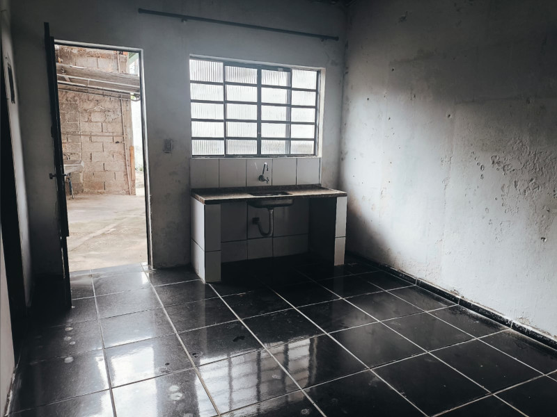 Casa à venda Jardim Russo com 160m² e 6 quartos por R$ 450.000 - casa-24.jpg