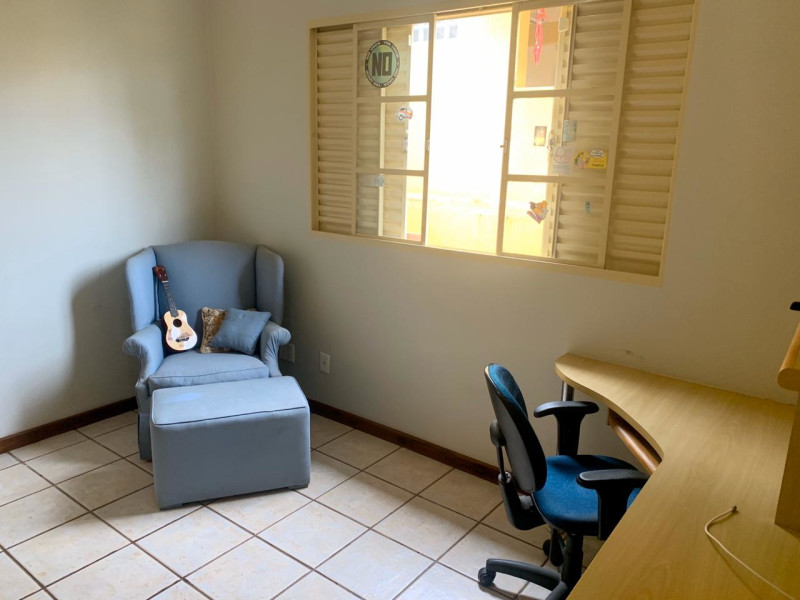 Casa de condomínio à venda Jardim Botânico (Lago Sul) com 600m² e 4 quartos por R$ 1.880.000 - 28d91550-3e3e-467a-8feb-27d7a61b69de.jpeg