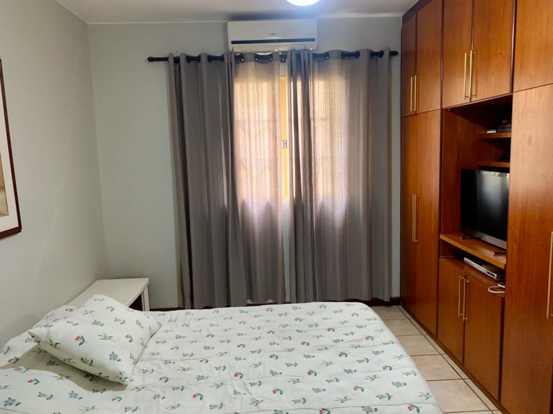 Casa de condomínio à venda Jardim Botânico (Lago Sul) com 600m² e 4 quartos por R$ 1.880.000 - 8fe84626-0b4a-415d-80ac-ec1d6f856939.jpeg