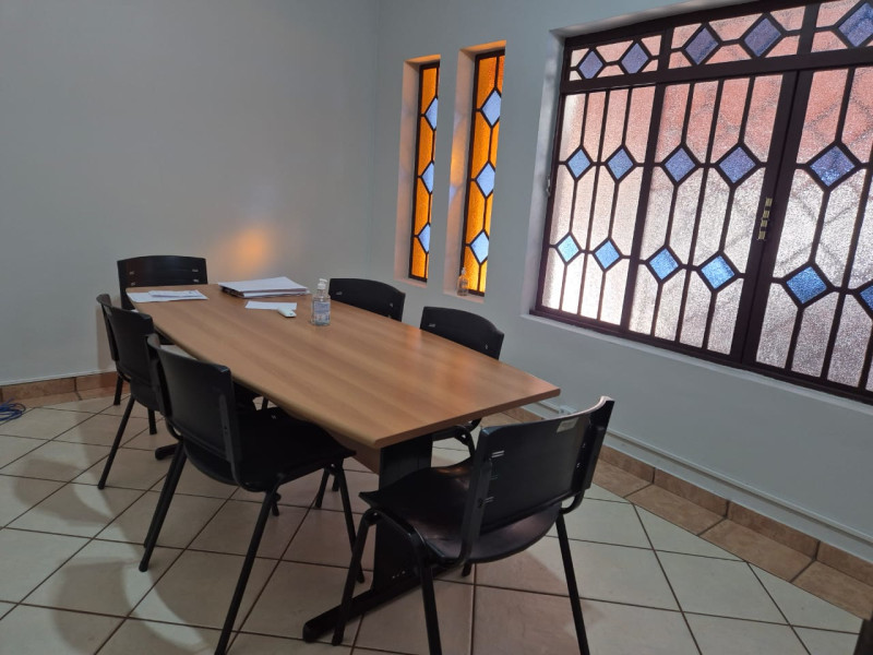 Comercial à venda Jardim São Dimas com 268m² e 0 quartos por R$ 1.100.000 - foto-2.jpg