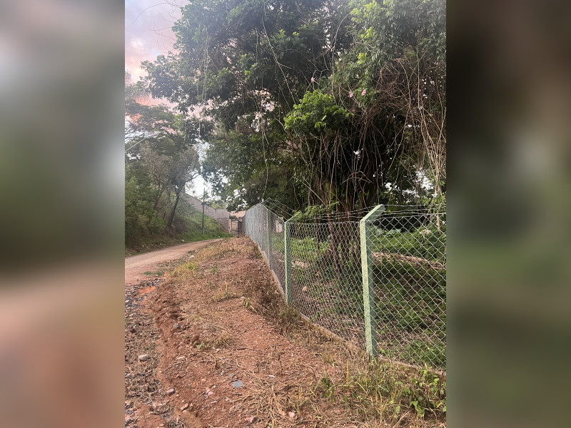 Terreno à venda Parque Valinhos com 2000m² e 1 quarto por R$ 440.000 - img-6355.jpeg