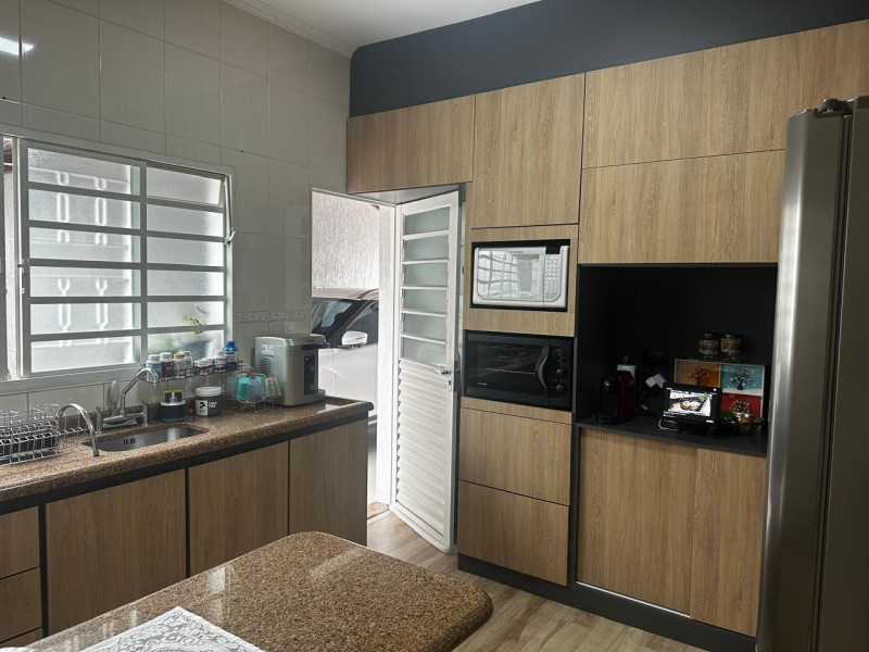 Casa à venda Jardim America com 250m² e 5 quartos por R$ 1.500.000 - whatsapp-image-2024-12-24-at-121419-1.jpeg