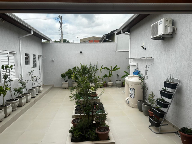 Casa à venda Jardim America com 250m² e 5 quartos por R$ 1.500.000 - whatsapp-image-2024-12-24-at-121422-11.jpeg