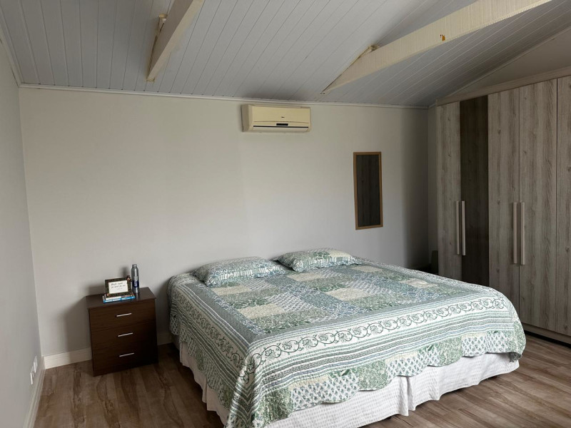 Casa à venda Jardim America com 250m² e 5 quartos por R$ 1.500.000 - whatsapp-image-2024-12-24-at-121423-11.jpeg