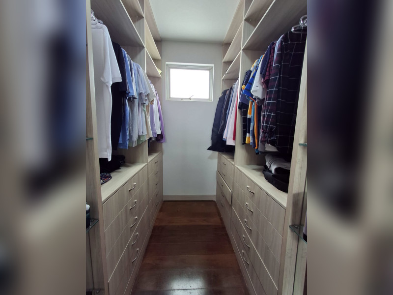 Casa à venda Palmares com 420m² e 4 quartos por R$ 1.550.000 - closet.jpeg