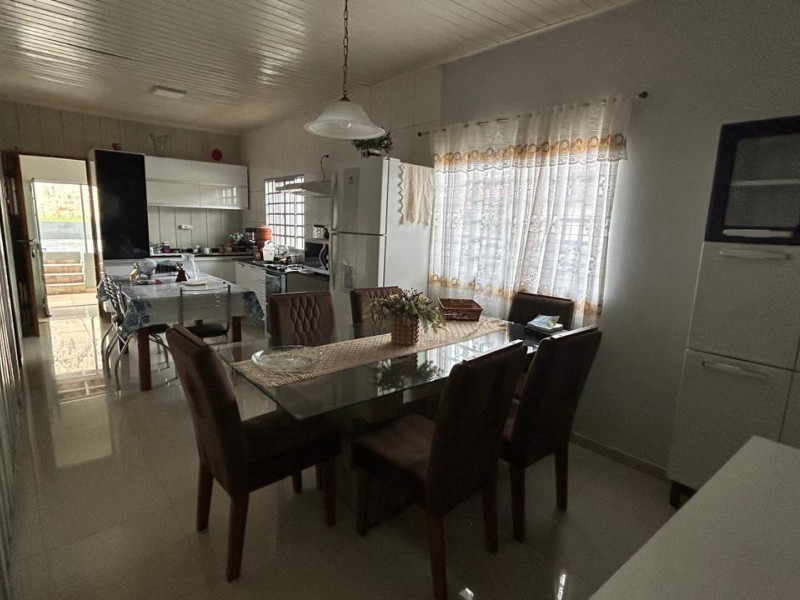 Casa à venda Califórnia com 85m² e 3 quartos por R$ 297.000 - whatsapp-image-2024-12-01-at-192054-2.jpeg