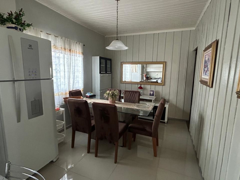 Casa à venda Califórnia com 85m² e 3 quartos por R$ 297.000 - whatsapp-image-2024-12-01-at-192055.jpeg