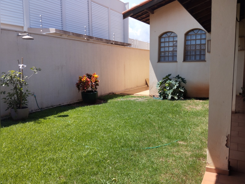 Casa à venda Planalto Paraíso com 420m² e 5 quartos por R$ 1.000.000 - inbound6037421413446274288.jpg