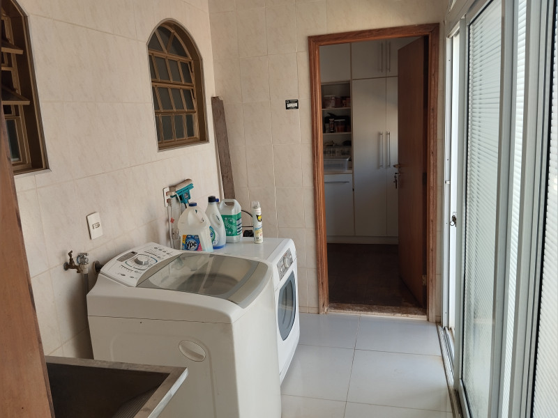 Casa à venda Planalto Paraíso com 420m² e 5 quartos por R$ 1.000.000 - inbound6591087322228789902.jpg