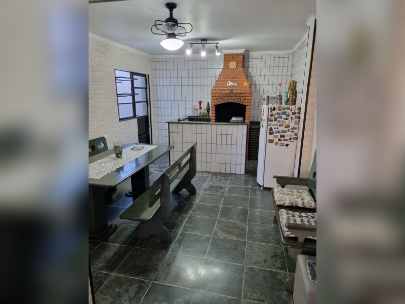 Casa à venda Embaré com 185m² e 3 quartos por R$ 1.280.000 - 1000032100.jpg