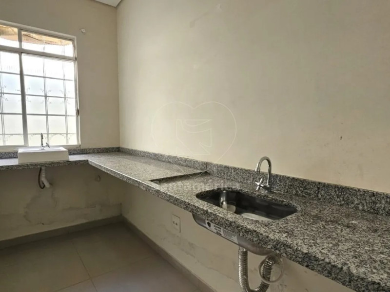 Comercial à venda Vila Ipiranga com 214m² e 1 quarto por R$ 2.500.000 - foto13.jpg