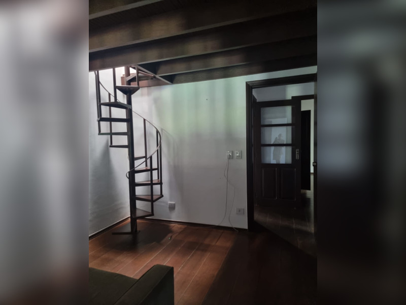 Casa à venda Jardim Santa Bárbara com 290m² e 4 quartos por R$ 1.300.000 - 01a17959-1ad2-47fc-aefb-42c44c1924d0.jpg