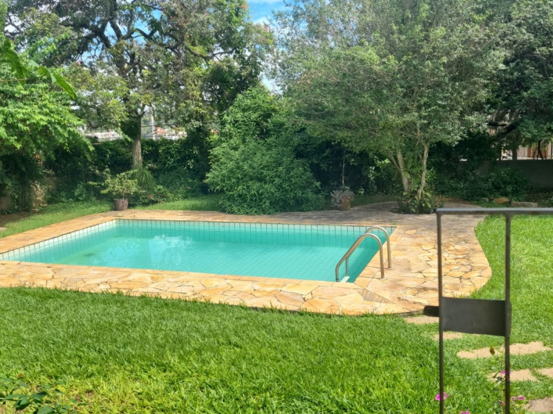 Casa à venda Jardim Santa Bárbara com 290m² e 4 quartos por R$ 1.300.000 - 47c61fd9-d2d9-444a-9c9d-401887aec93f.jpg