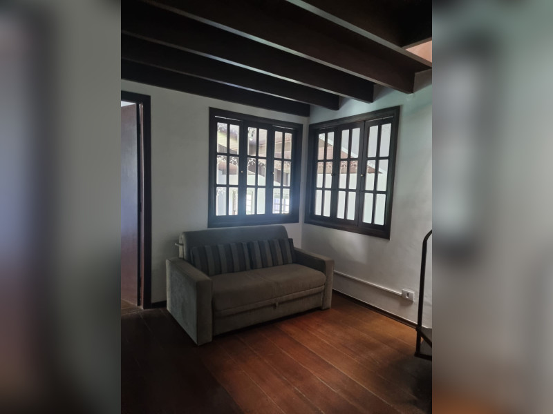 Casa à venda Jardim Santa Bárbara com 290m² e 4 quartos por R$ 1.300.000 - 746c3eec-c4c1-4f48-bb2d-25b33b20ad05.jpg
