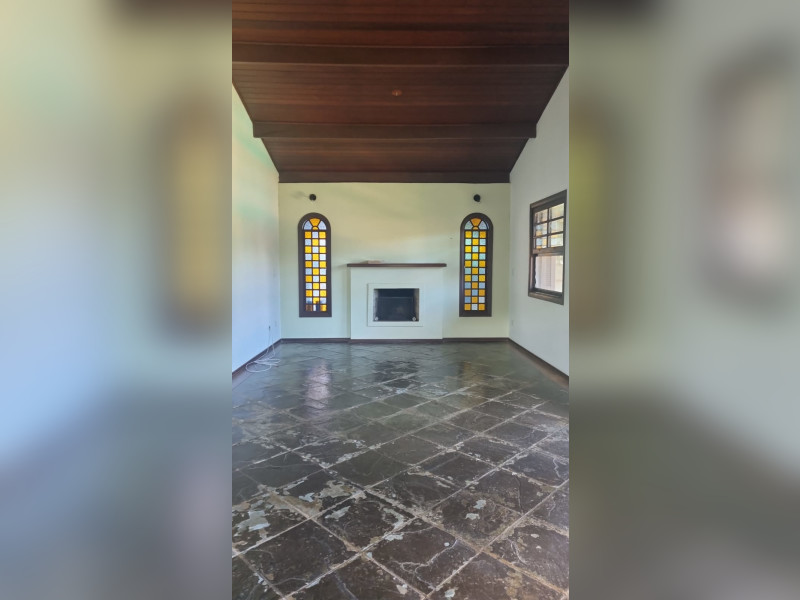 Casa à venda Jardim Santa Bárbara com 290m² e 4 quartos por R$ 1.300.000 - b2a987fc-314a-48c6-a333-7f57669d6cdd.jpg