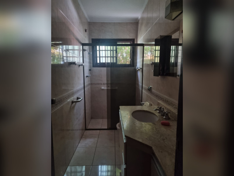 Casa à venda Jardim Santa Bárbara com 290m² e 4 quartos por R$ 1.300.000 - c862ac9a-e90a-4ab3-a4f2-d4aee905cc0e.jpg