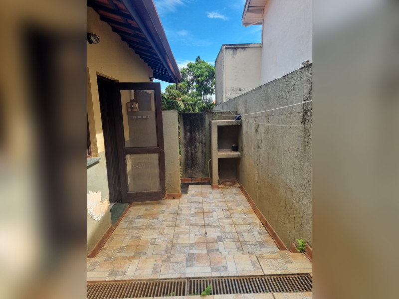 Casa à venda Jardim Santa Bárbara com 290m² e 4 quartos por R$ 1.300.000 - e2783009-388b-4376-a360-045807aa684a.jpg