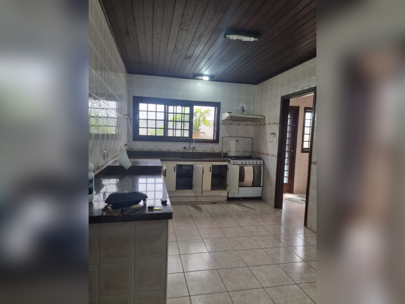 Casa à venda Jardim Santa Bárbara com 290m² e 4 quartos por R$ 1.300.000 - e66dfd31-baf5-4edb-92d3-f00f7603cb0f.jpg