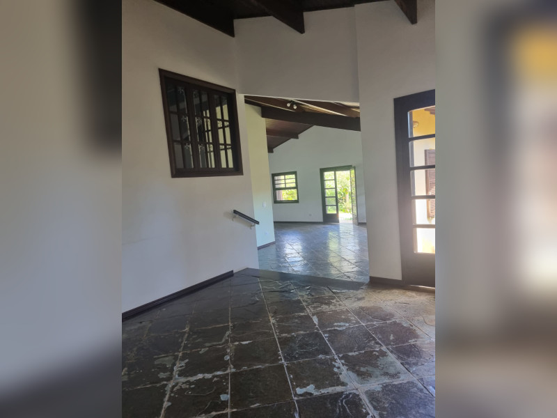 Casa à venda Jardim Santa Bárbara com 290m² e 4 quartos por R$ 1.300.000 - f1de552a-fcb5-4918-b7c5-cd944bd1010b.jpg