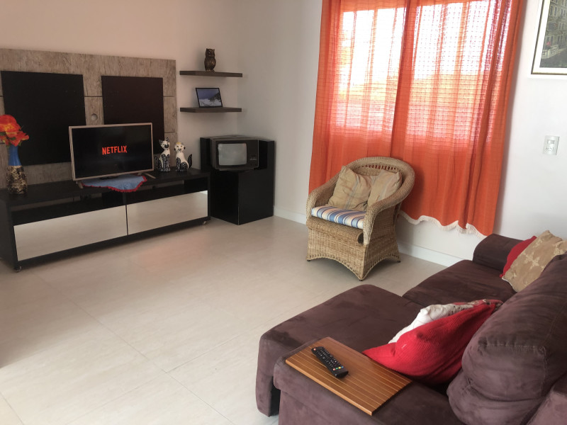 Casa à venda Saco Grande com 400m² e 5 quartos por R$ 2.000.000 - img-8218.jpeg