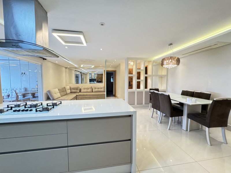 Apartamento à venda Centro com 114m² e 3 quartos por R$ 1.350.000 - img-3847.jpeg