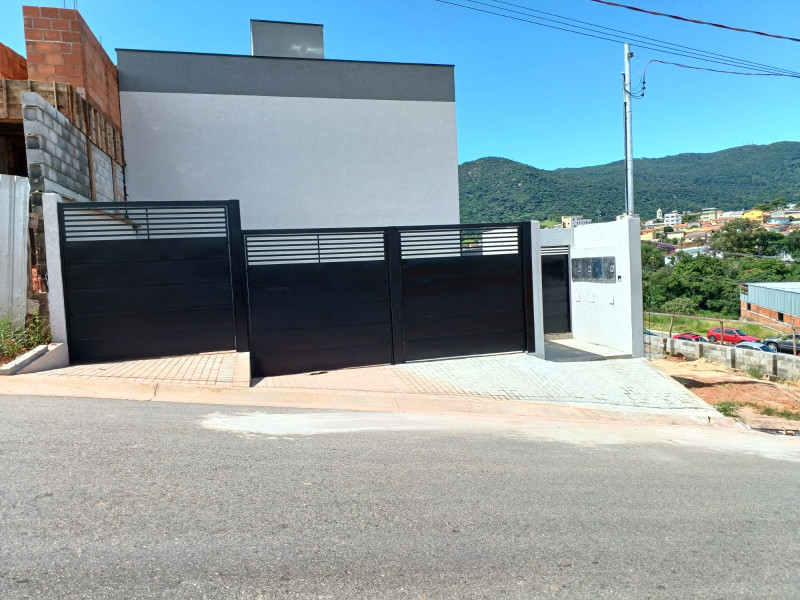 Casa de condomínio à venda Barreiro com 73m² e 2 quartos por R$ 370.000 - frente.jpg