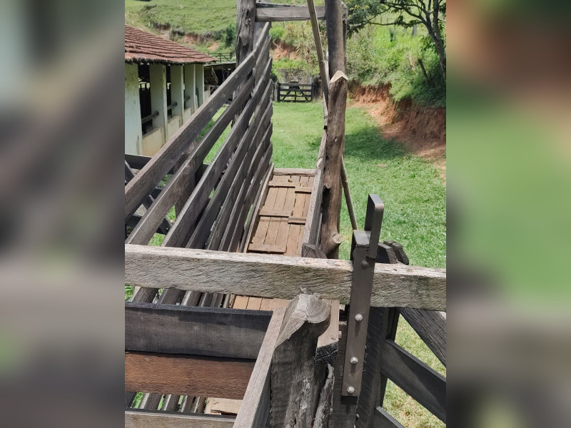 Fazenda à venda Centro com 1064800m² e 2 quartos por R$ 3.900.000 - whatsapp-image-2025-02-05-at-172328-2.jpeg