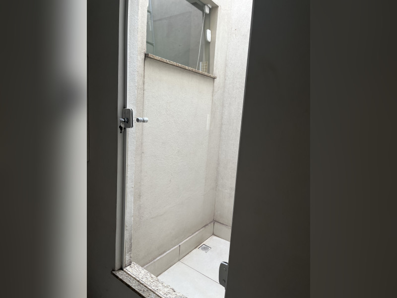 Casa à venda Jardim Suíça com 150m² e 3 quartos por R$ 580.000 - img-4465.jpeg