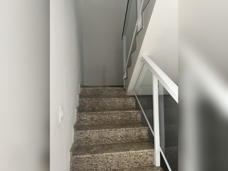Casa à venda Jardim Suíça com 150m² e 3 quartos por R$ 580.000 - img-4473.jpeg